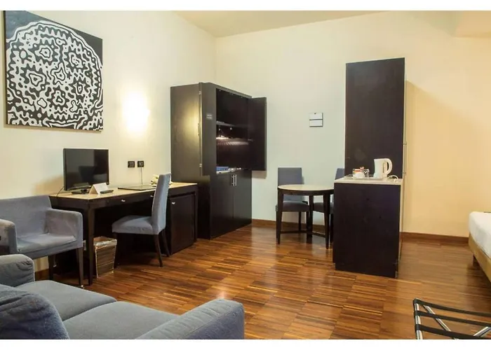Residenza Mecenate Hotel apartamentowy 4*